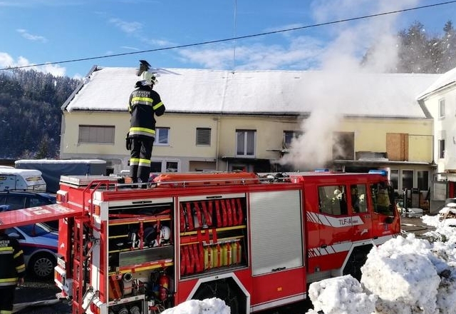 Brand stellte Feuerwehren vor gro&szlig;e Herausforderung