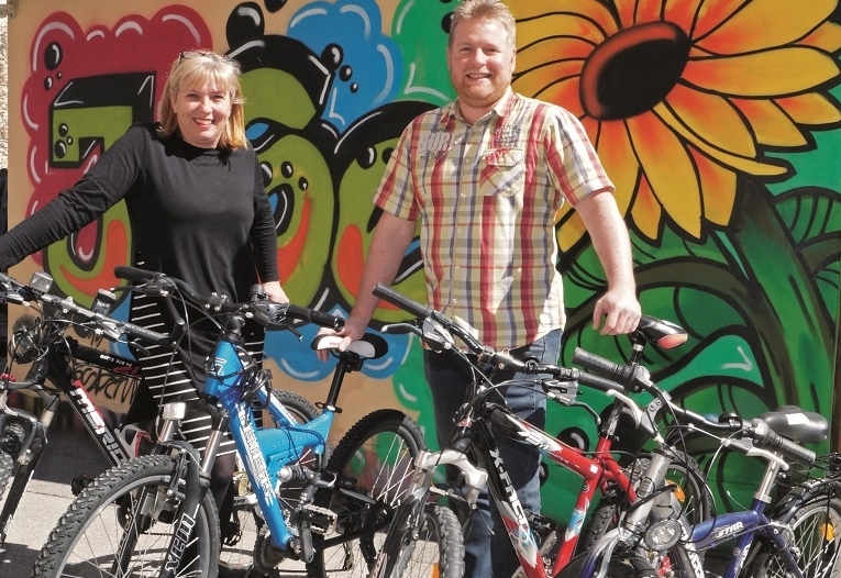 Fahrr&auml;der kommen unter dem Hammer