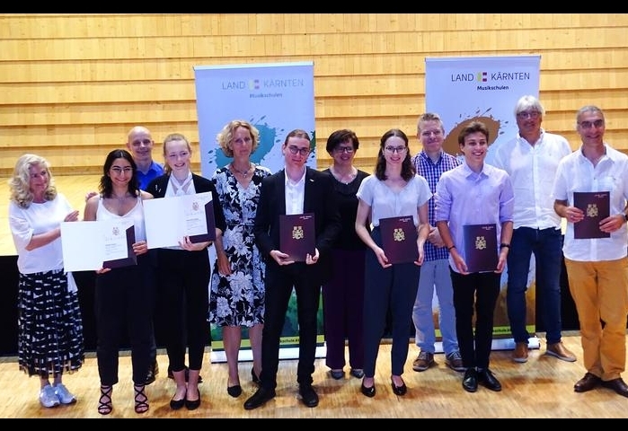 Oberk&auml;rntner Gitarristen gl&auml;nzten