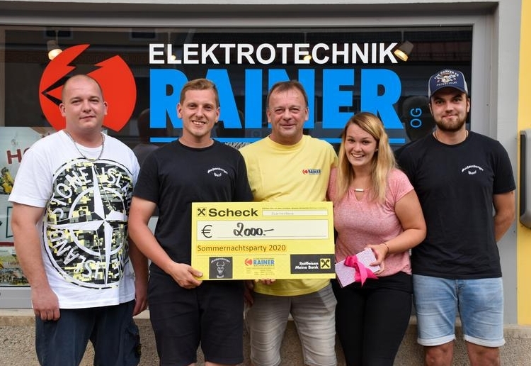 &bdquo;Sachsenburger Partl&ldquo; und Elektro Rainer helfen