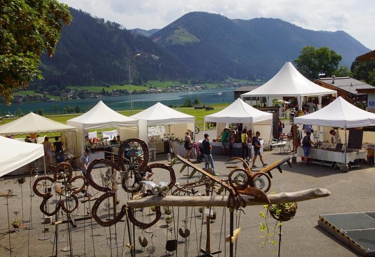 Kunsthandwerksmarkt am Wei&szlig;ensee