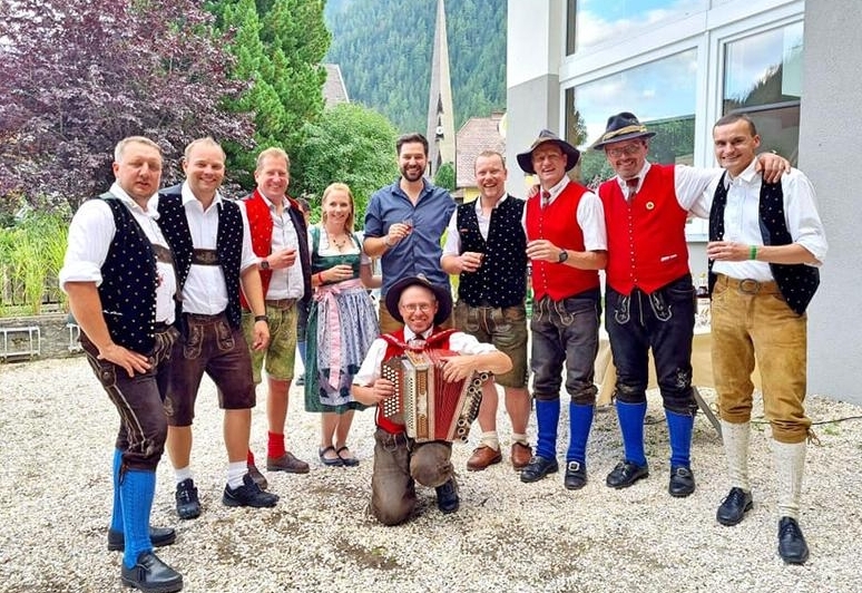 K&auml;rntens &auml;ltester Schuhplattlerverein feierte