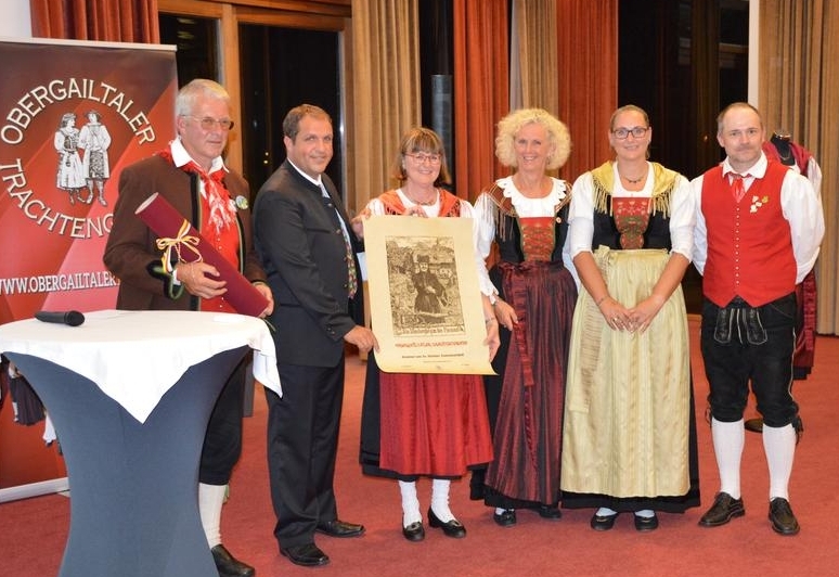 Obergailtaler Trachtengruppe ist 40