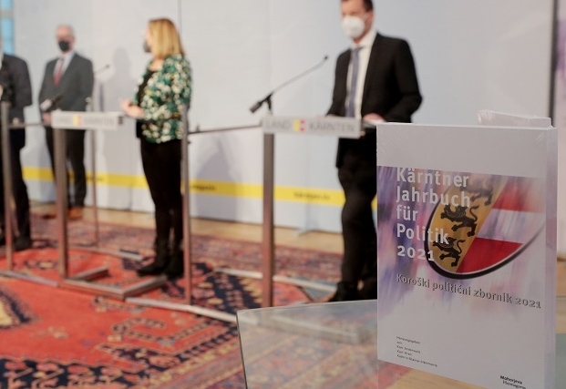 Interessantes Buch &uuml;ber das politische Jahr in K&auml;rnten