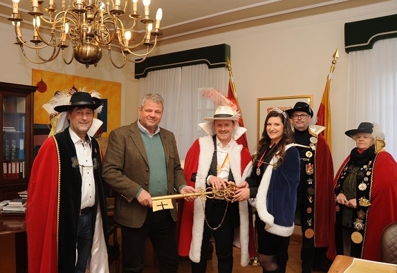 Spittaler Narren holten sich den Schl&uuml;ssel