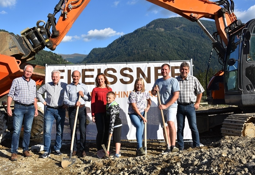 Spatenstich f&uuml;r Maschinenbau-Firma in Le&szlig;nig