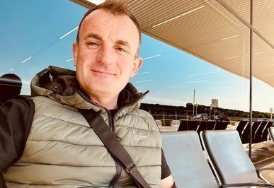 Rallye-Aus nach ausgekegelter Schulter