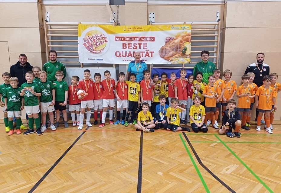 Spittaler dominierten Hallenfu&szlig;ball-Turnier 