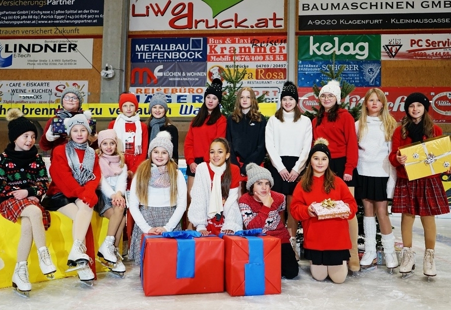Eiskunstlauf-Kids zeigen ihr K&ouml;nnen