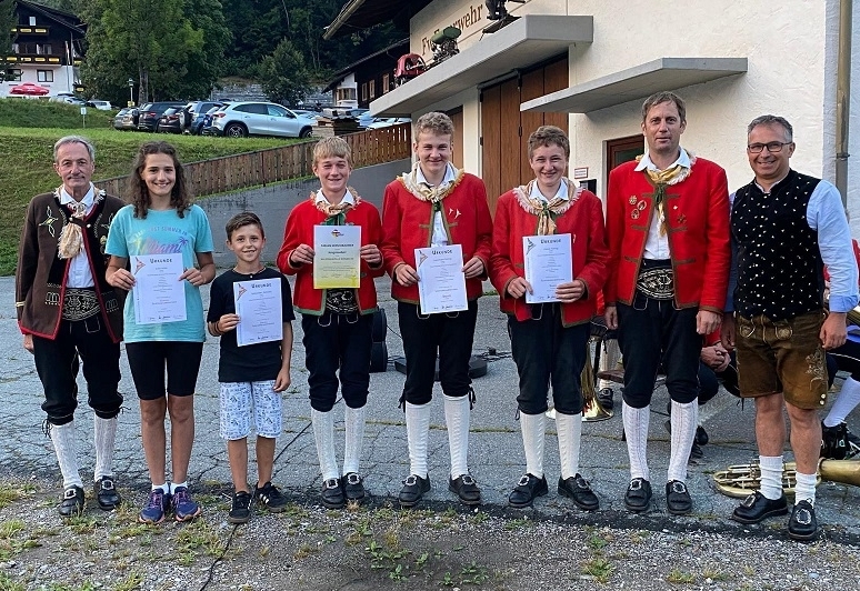 Abendkonzert mit verdienstvollen Ehrungen