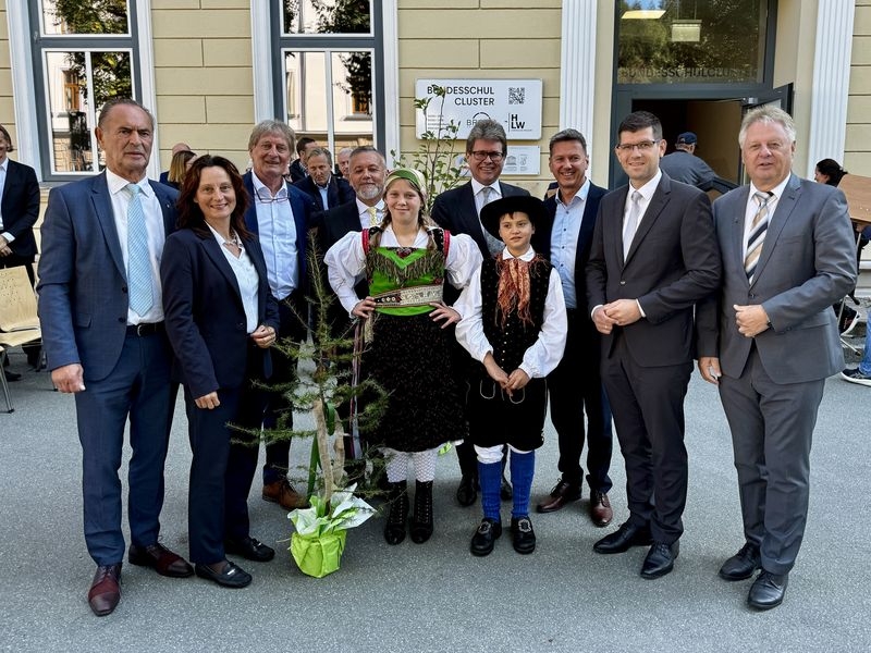 Ein Jahr Bundesschulcluster