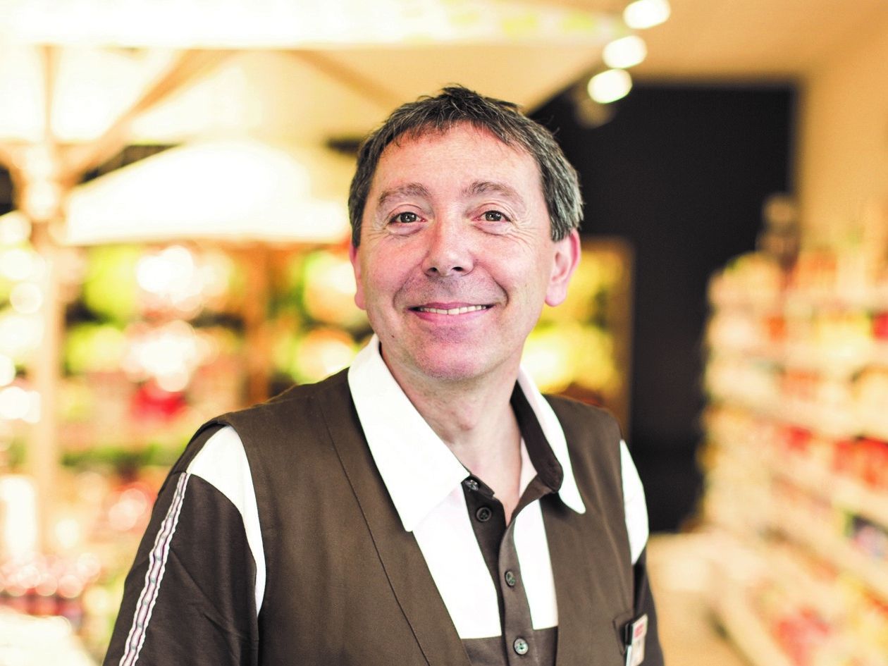 Frisch gepresst: naturtr&uuml;ber Apfelsaft aus Osttirol