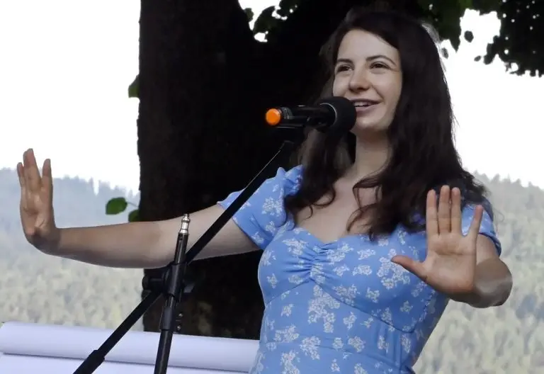 Poetry Slam im Blumenpark