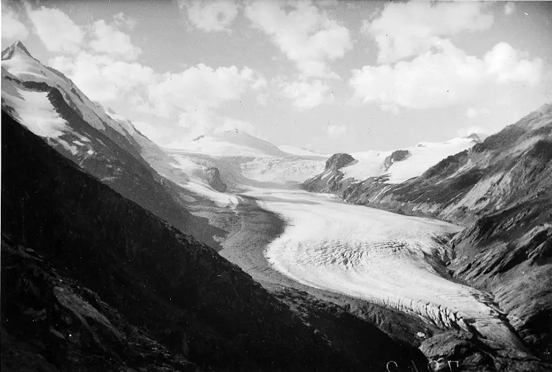 Die Pasterze am Großglockner um 1920. Foto: ÖAV Historische Laternbildsammlung