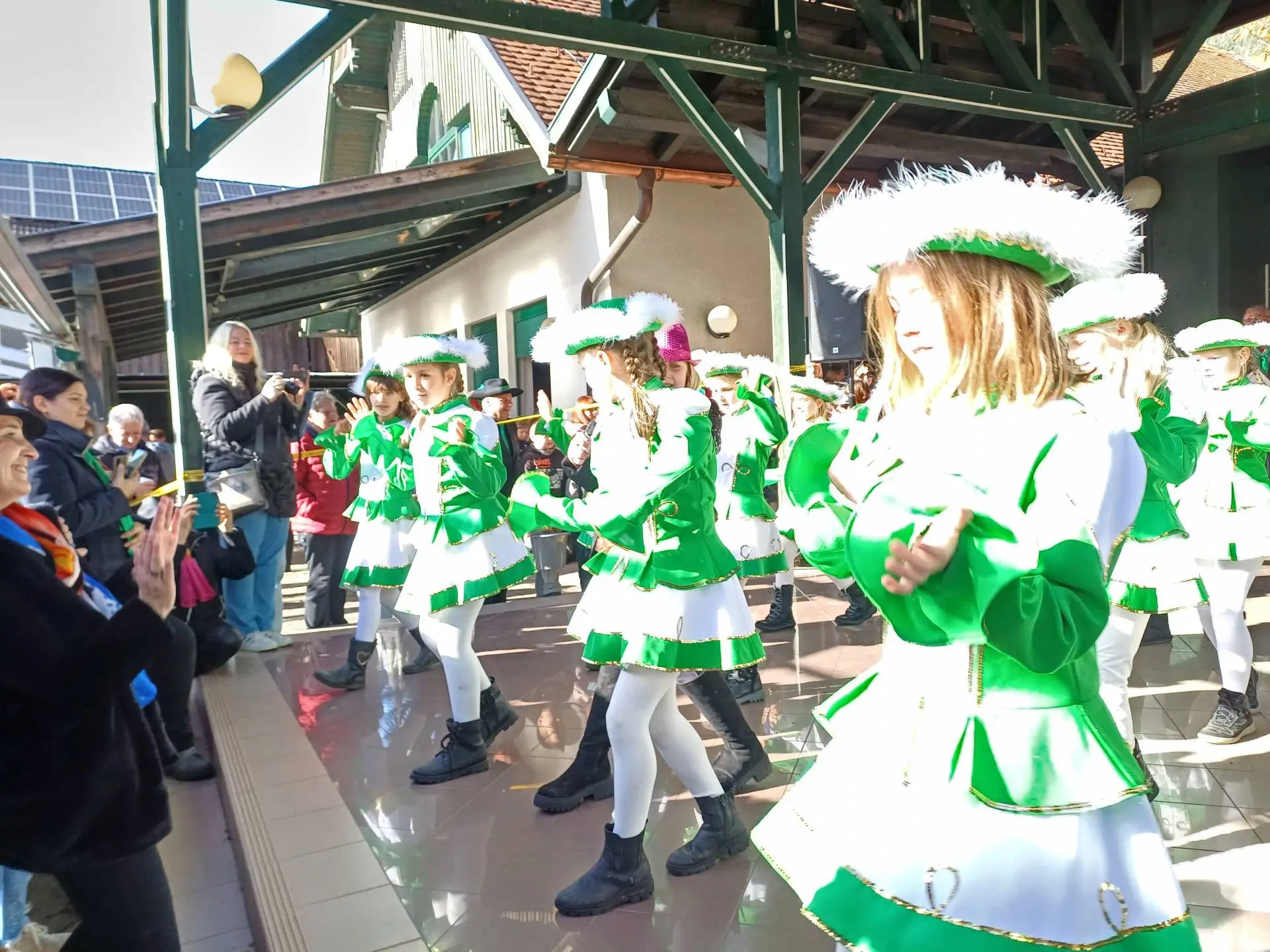 In Steinfeld wurde der Fasching lautstark geweckt.