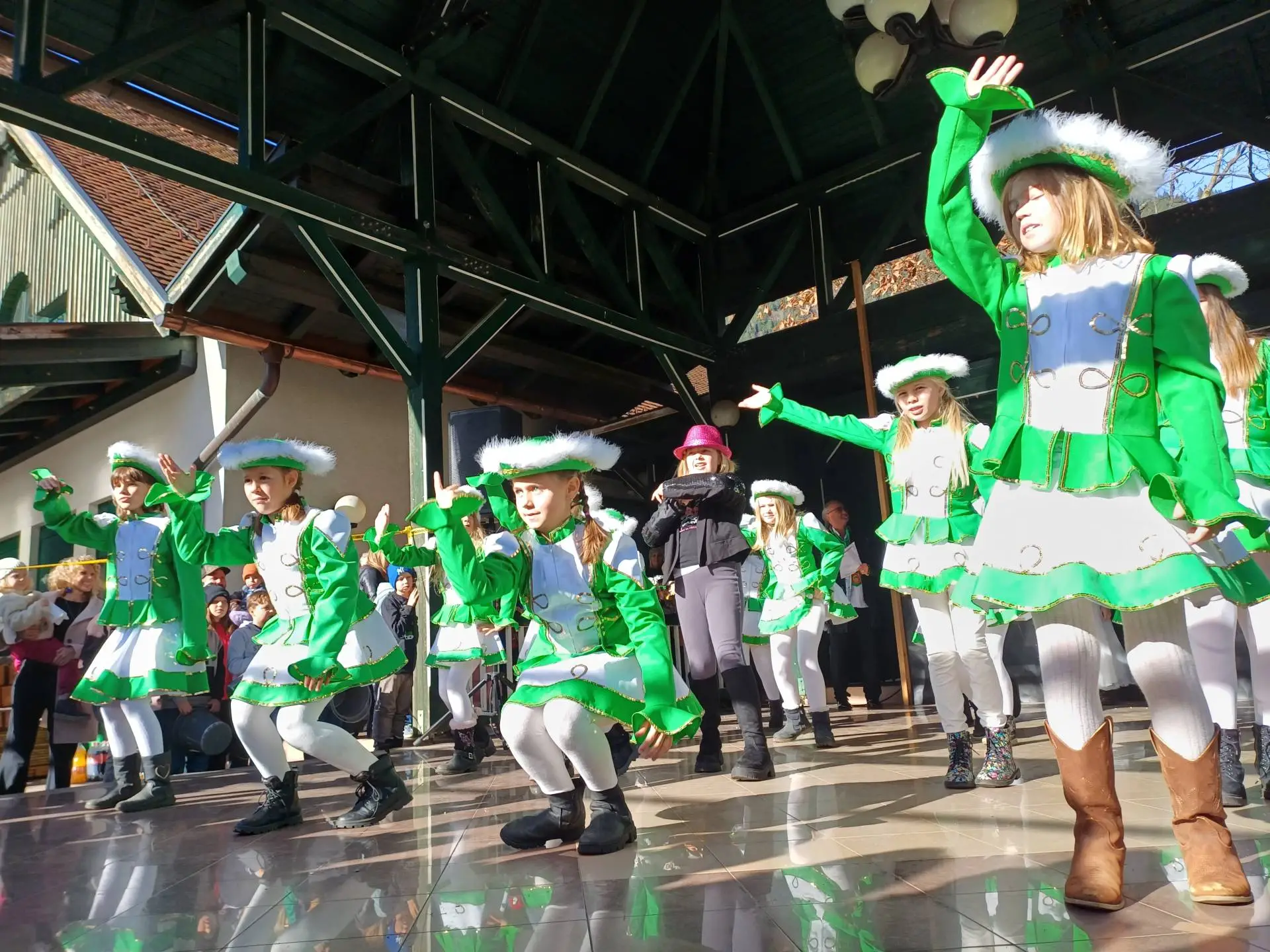 Eine besondere Performance lieferten die Kids der VS Steinfeld.