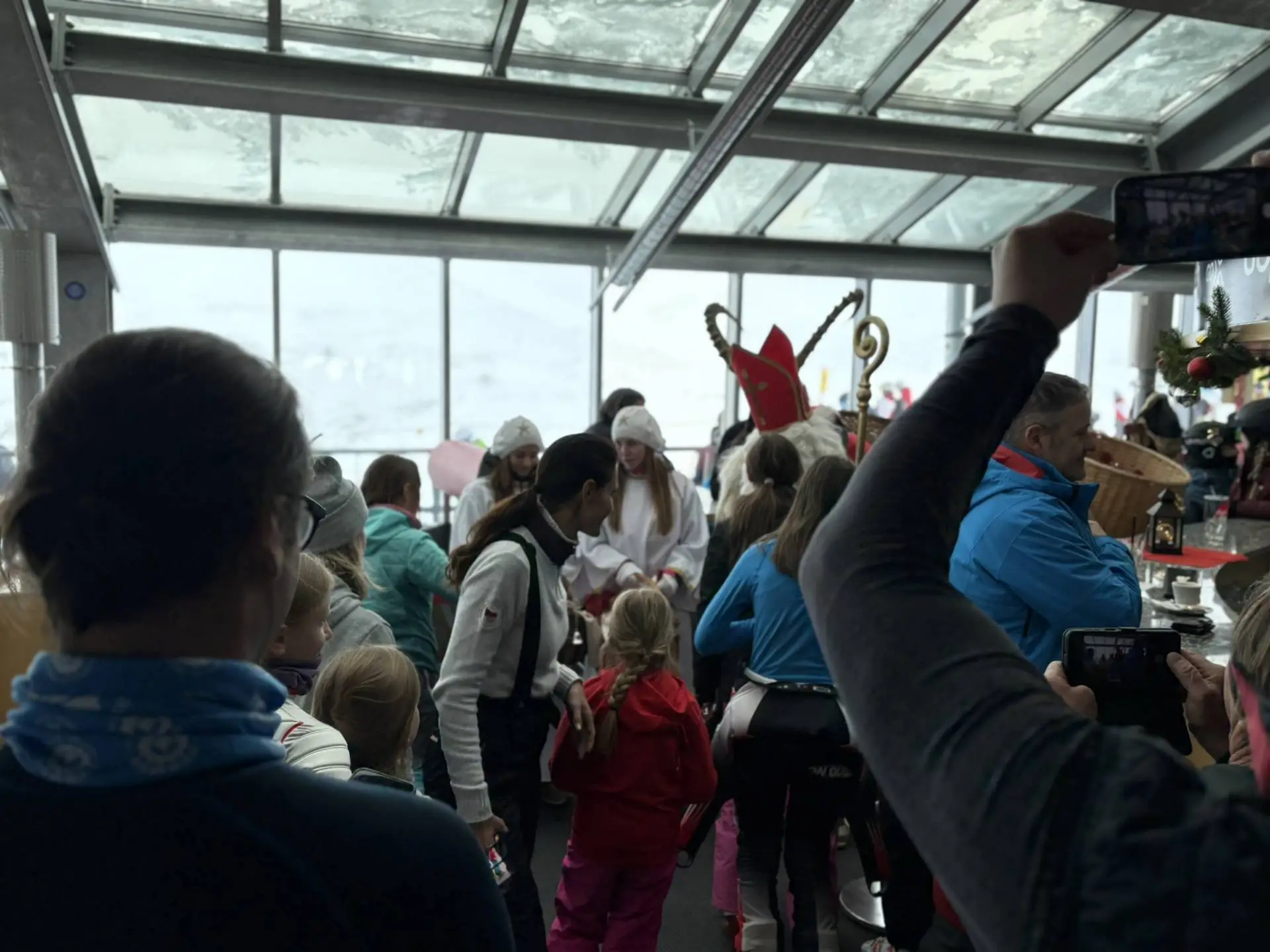 Vonseiten der Mölltaler Gletscher Bergbahnen gab es eine kleine Nikolo-Überraschung.