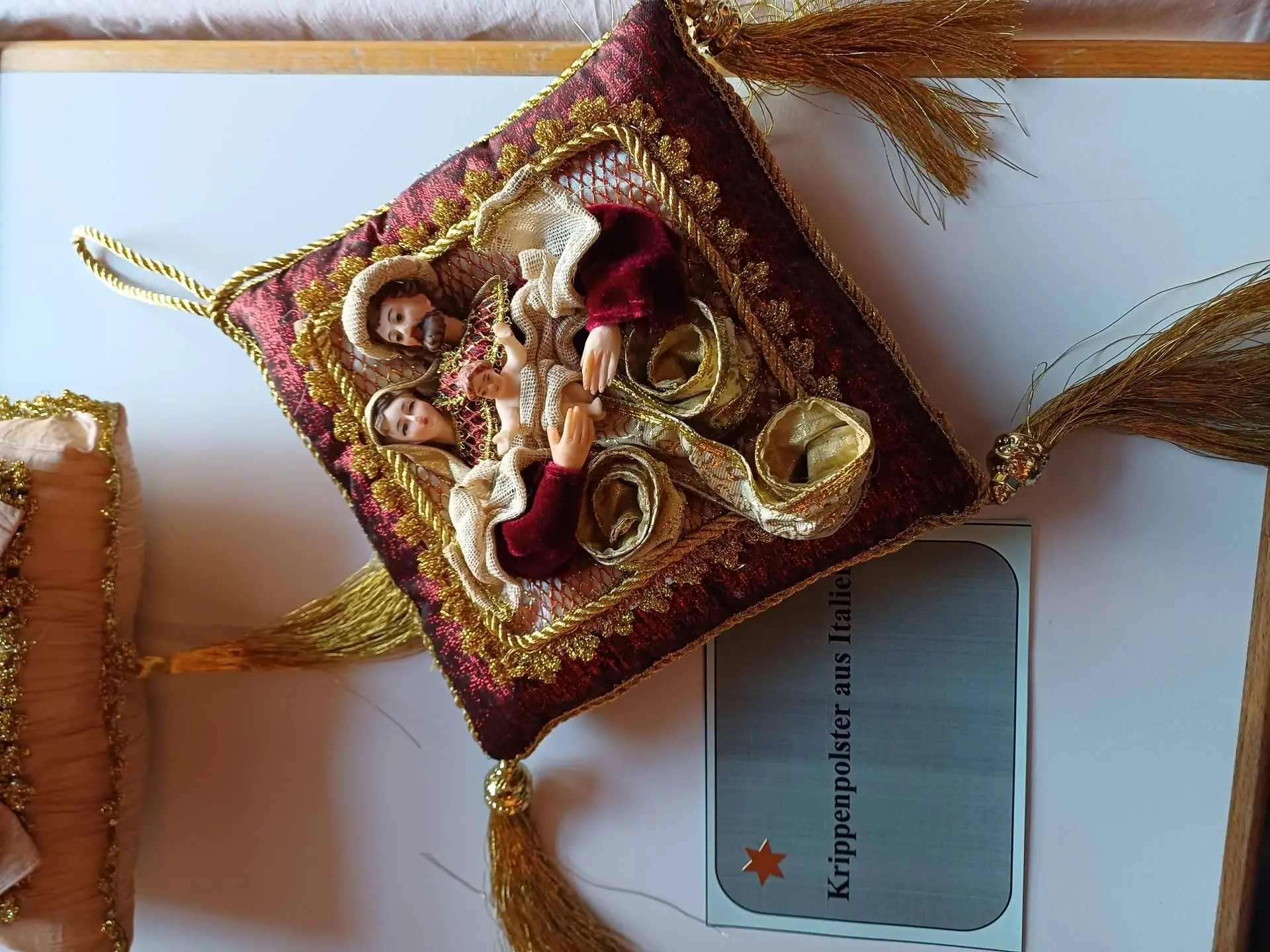 Ein Krippenpolster aus Italien.