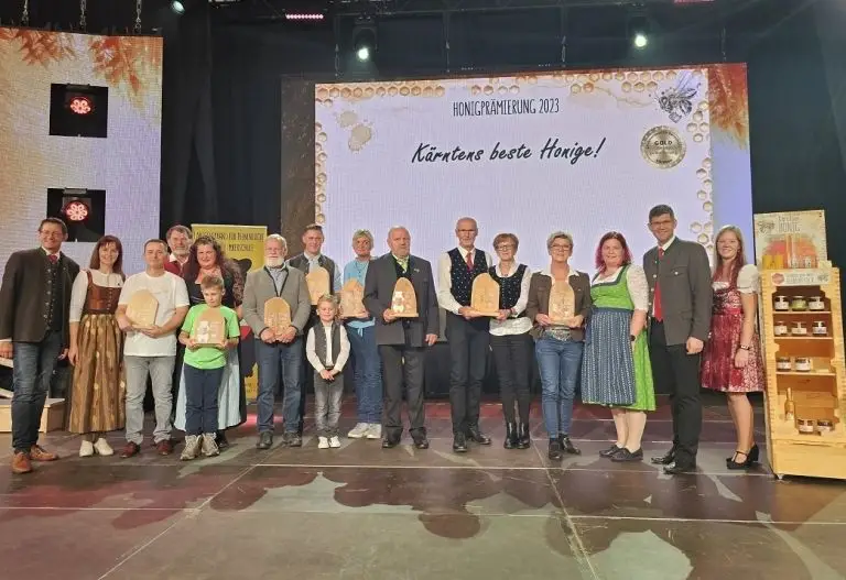 Oberkärntner Imker räumten in Klagenfurt ab