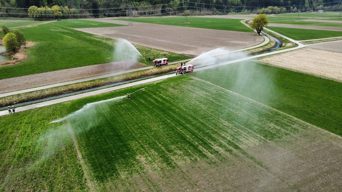 49 Burschen und elf M&auml;dchen bereiteten sich in Rattendorf auf ihre Feuerwehr-Aufgaben vor. Foto: BFKdo Hermagor