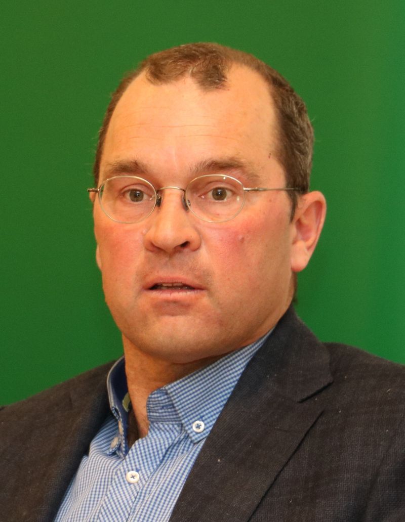 &bdquo;Ohne gezielte Entnahmen von Einzeltieren und ganzen Rudeln wird es nicht gehen.&ldquo; Marcel Z&uuml;ger, Biologe und Natursch&uuml;tzer, Graub&uuml;nden (CH)