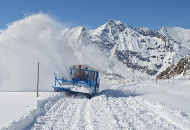Schneer&auml;umung l&auml;uft auf Hochtouren