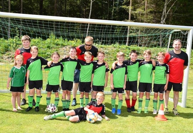 U9 -Fu&szlig;ballmeistertitel geht nach Berg