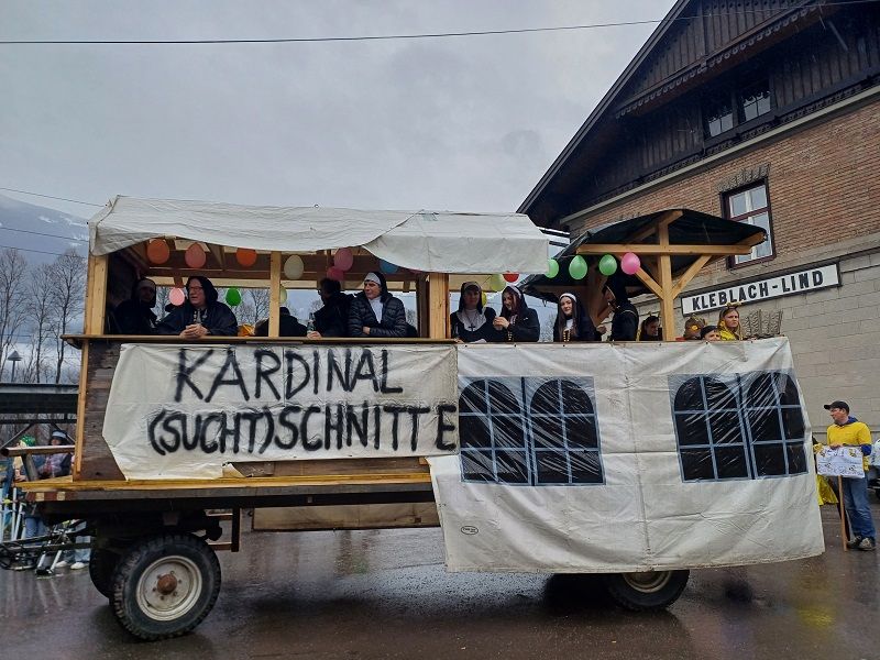 Die "Nonnen" des MGV Lind.