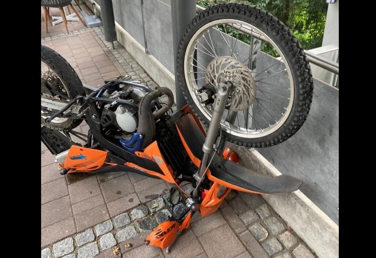 Sachbesch&auml;digung eines Mopeds in Winklern
