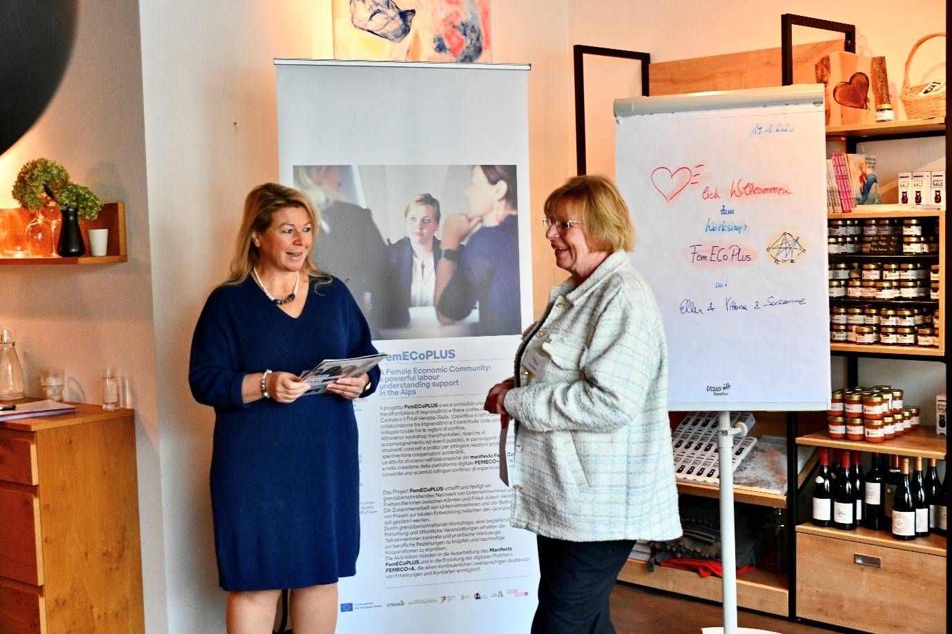 Tanja Telesklav (FIW K&auml;rnten) und Unternehmensberaterin Elke Beneke.