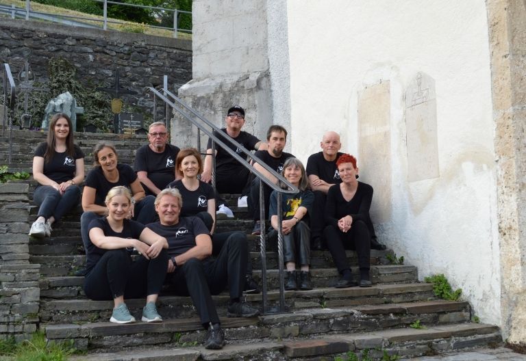 Der Friedhof wird zur B&uuml;hne