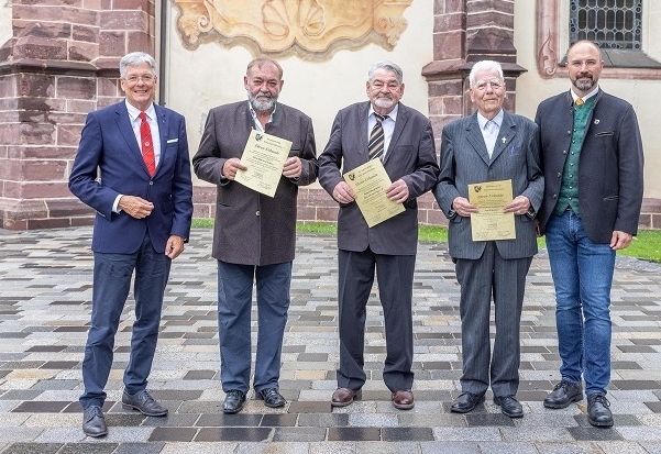 Ehrenringe in K&ouml;tschach-Mauthen verliehen
