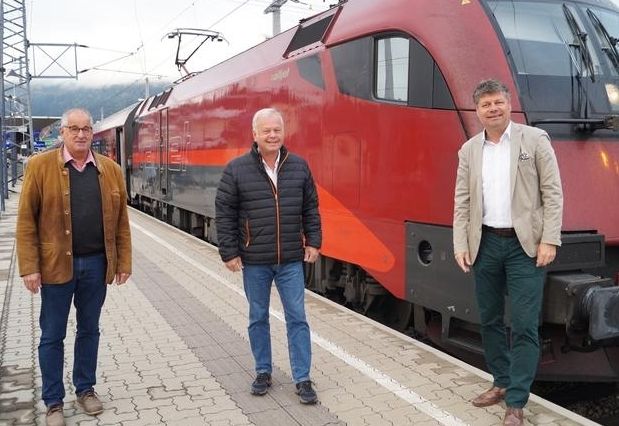  Fr&uuml;h-Schnellzug f&auml;hrt wider