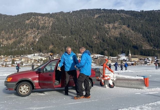 &bdquo;Hof&uuml;bergabe&ldquo; am Wei&szlig;ensee