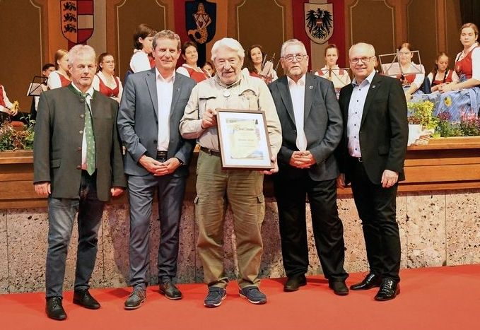 Seeboden ehrt engagierte B&uuml;rger 