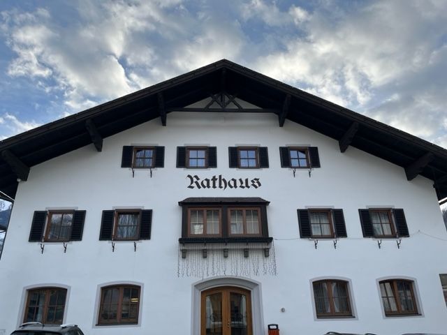 Wirtschaft warnt: Schaden durch Matreier Insolvenz-Drohung