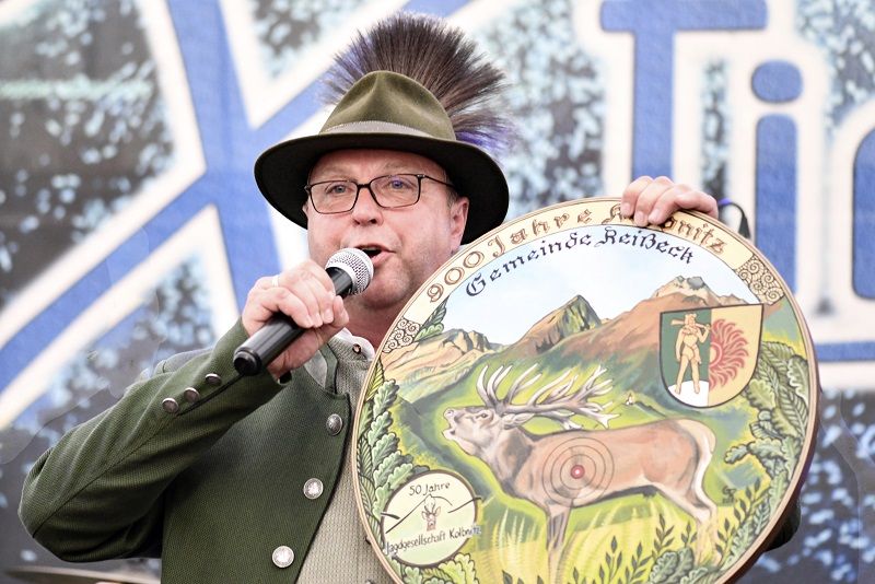 Die erste urkundliche Erw&auml;hnung von Kolbnitz erfolgte 1124. Kolbnitz leitet sich von der Ortsbezeichnung &bdquo;Cholomunze&ldquo; ab, was so viel bedeutet, wie &bdquo;abgesicherter H&uuml;gel&ldquo;. Damit gemeint ist der Danielsberg.