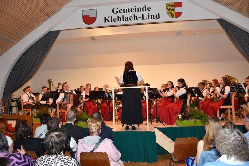 Fr&uuml;hjahrskonzert Trachtenkapelle Lind.
