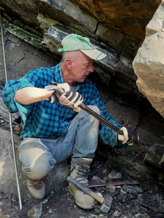 Dr. Georg Kandutsch hat im Gitschtal an die 50 Saurierfossilien gefunden. Foto: Kandutsch