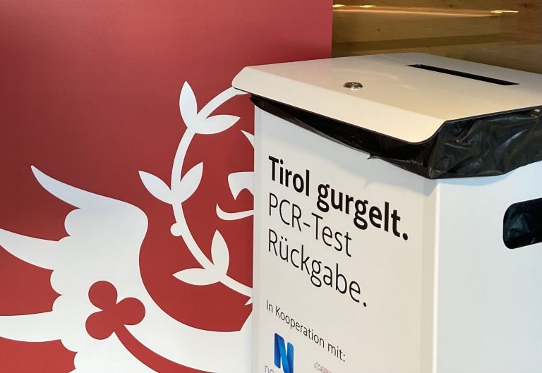 PCR-Gurgeltestabgabe in Apotheken auch an Feiertagen