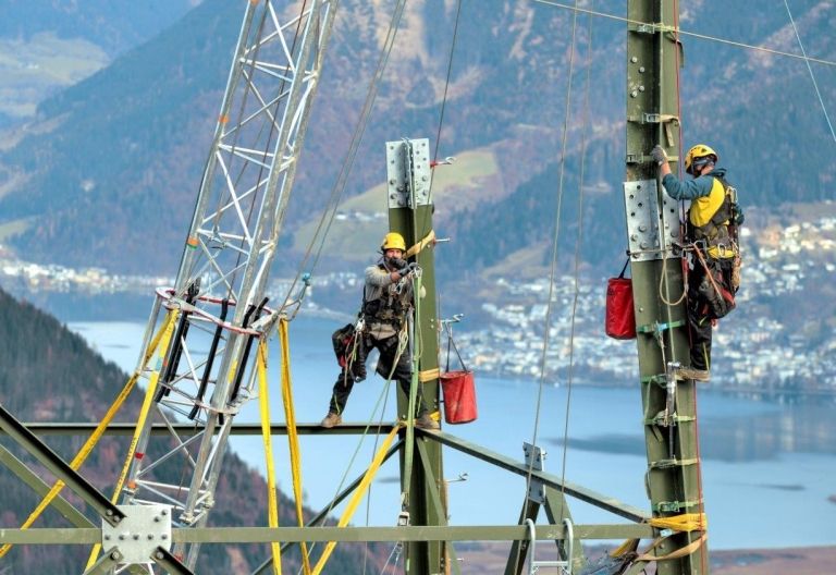 Warum arbeiten so viele Osttiroler als &bdquo;Mastensteiger&ldquo;?