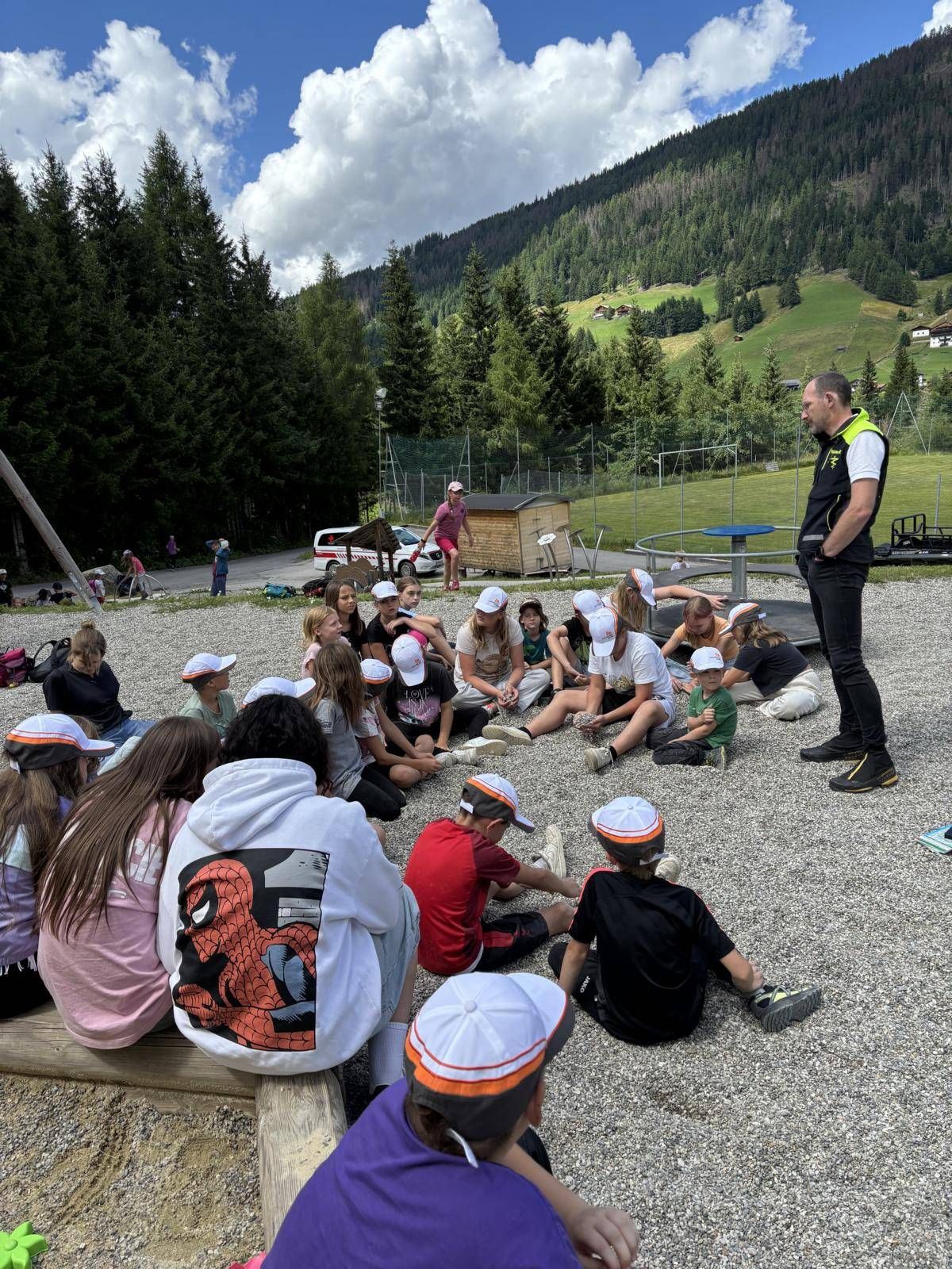 Naturerlebnisse mit Nationalpark-Rangern standen ebenfalls auf dem Programm. alle Fotos: Schroffenegger-Bodner