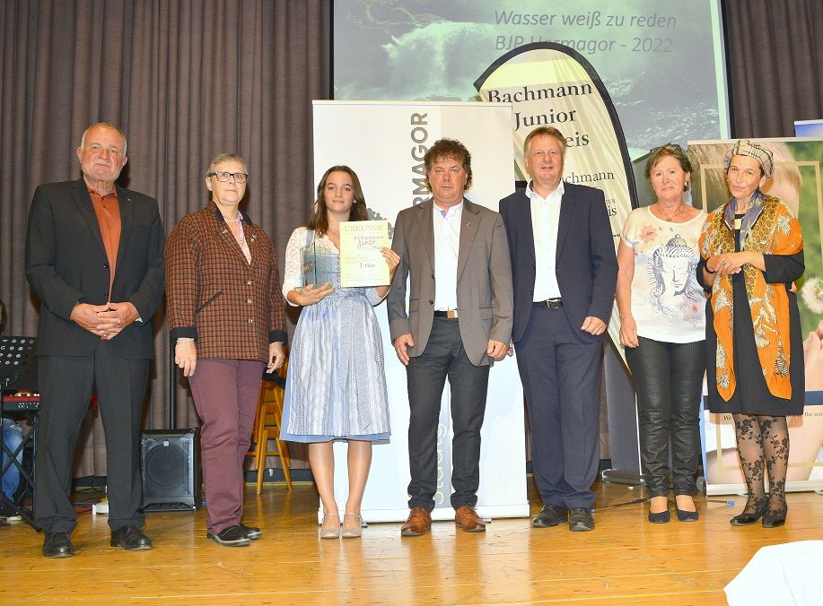 V. l.: Karl Tillian, Irmgard Hartlieb, Silvia Oehler, G&uuml;nter Pernul, Bgm. Leopold Astner, Irmgard Janschitz und Claudia Rosenwirth Fendre.