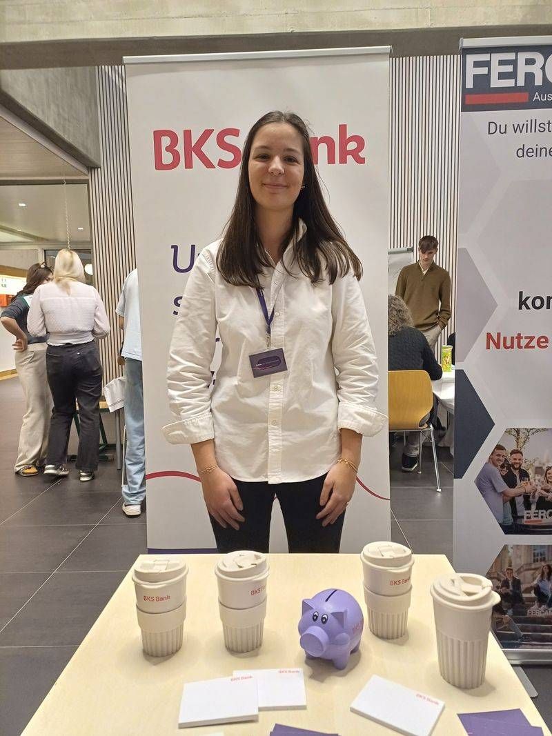 Nina Nestler ging direkt von der HAK zur BKS Bank. Die Privatkundenbetreuerin w&uuml;rde jederzeit wieder in die HAK gehen.