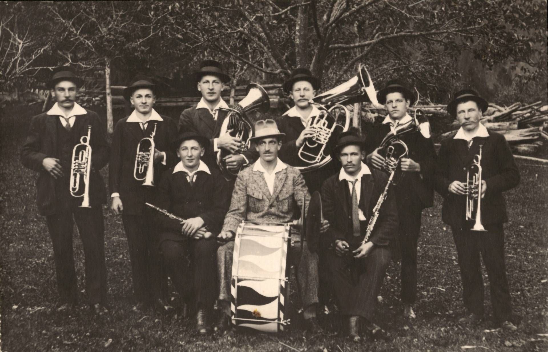 Mit einigen Musikfreunden begann vor 100 Jahren die Erfolgsgeschichte.