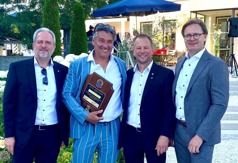 Pr&auml;sidenten&uuml;bergabe beim Lionsclub Spittal/Drau