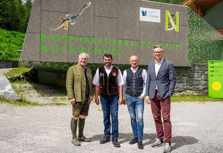 Saurier in den &bdquo;Nocky-Mountains&ldquo;