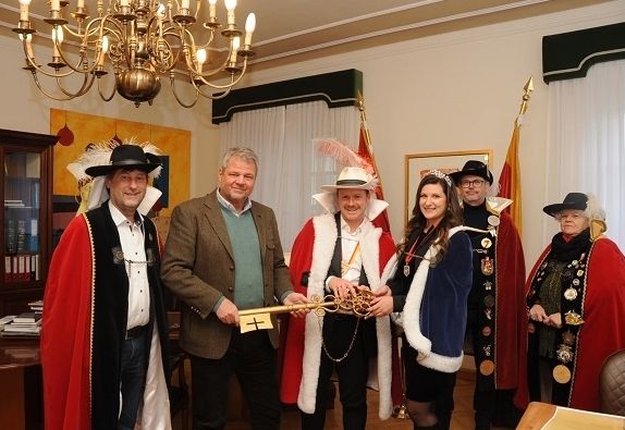 Spittaler Narren holten sich den Schl&uuml;ssel