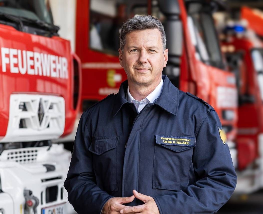 Landeshauptmann und Feuerwehrreferent Daniel Fellner und Gemeindereferentin LR Marika Lagger-P&ouml;llinger sagten ihre Unterst&uuml;tzung zu. Fotos: LPD