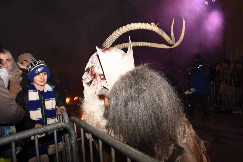 Gar keine Angst zeigte dieser junge Mann. Foto: HAAN